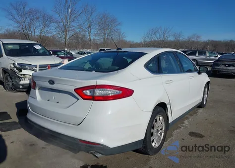 2016 Ford Fusion S из США, поврежденный, VIN 3FA6P0G73GR398376